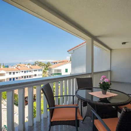 Villa Holiday Home Ore *