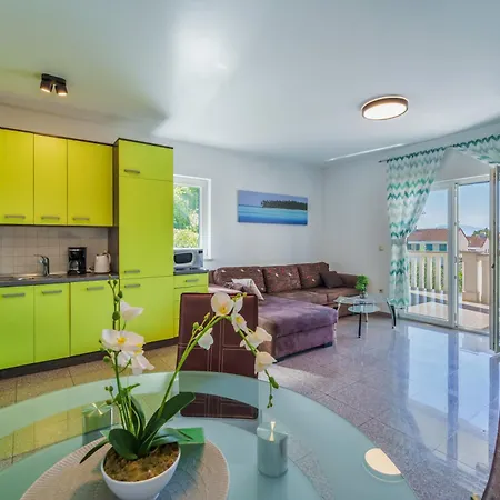 Holiday Home Ore Vila Malinska
