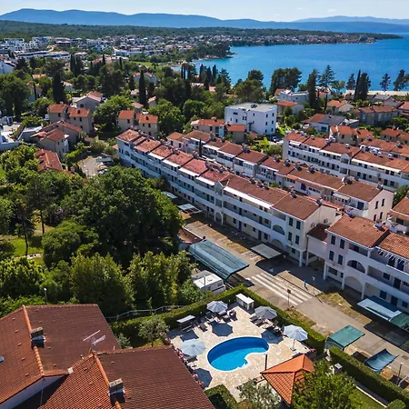 Holiday Home Ore فيلة مالينسكا