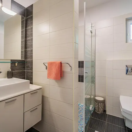 Holiday Home Ore Malinska