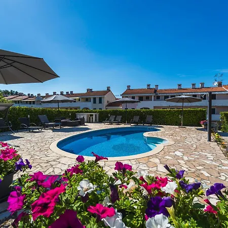 Holiday Home Ore * Малинска