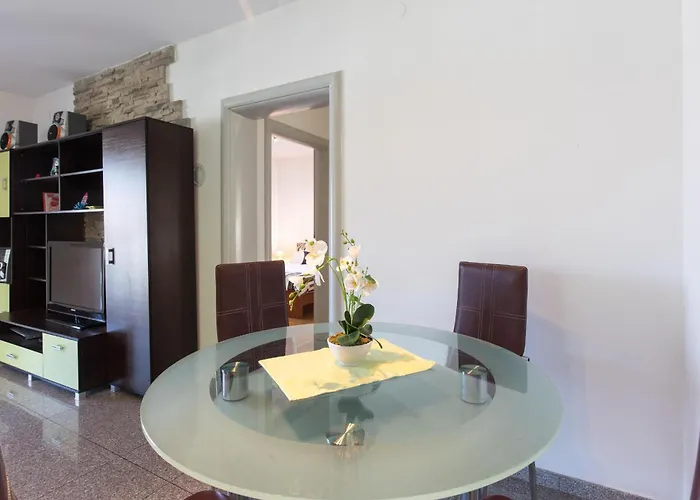 Holiday Home Ore Villa Malinska