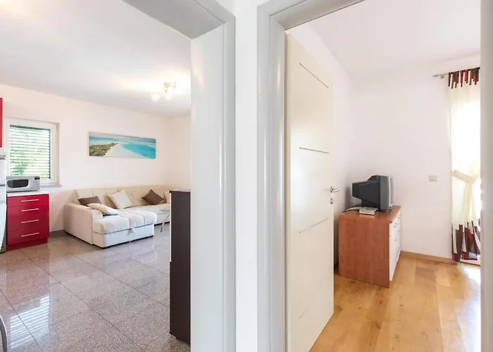 Holiday Home Ore * Malinska
