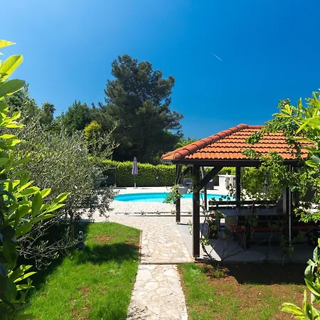 Holiday Home Ore * Malinska